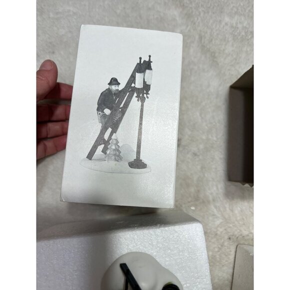 Department 56 Heritage Village Collection Bringing Home The Yule Log & Lamplight - Picture 3 of 11